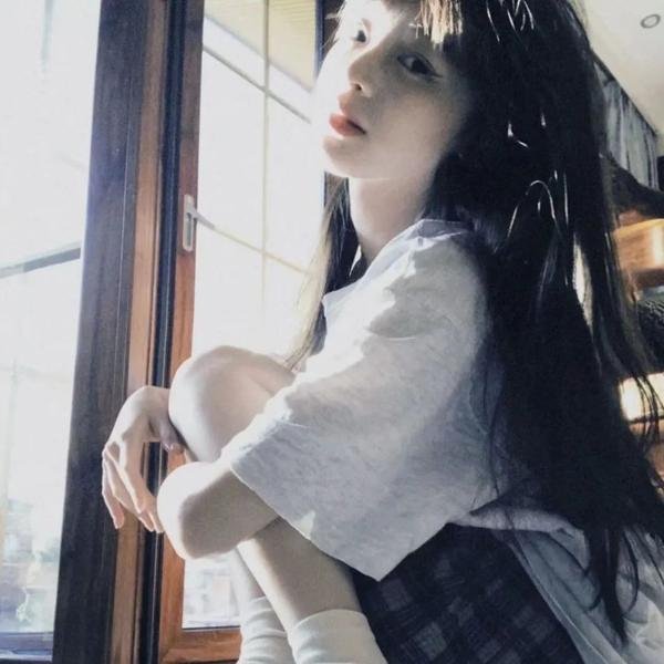 边塞丽春花海报